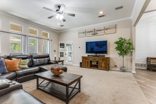 808 Tall Oak Lane, Keller, TX 76248