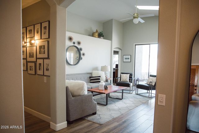 4612 E Mountain Vista Drive, Phoenix, AZ 85048