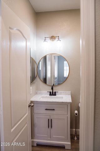 4612 E Mountain Vista Drive, Phoenix, AZ 85048