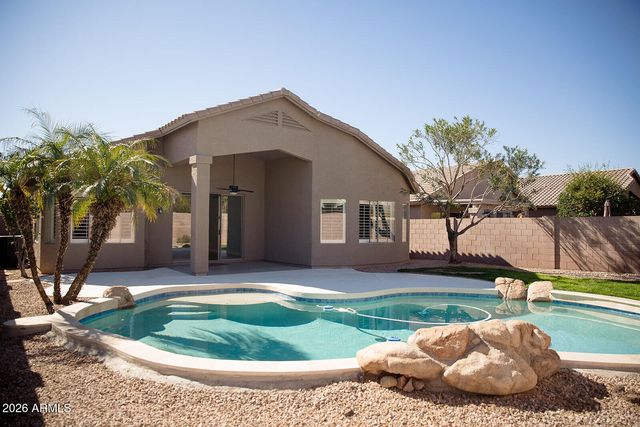 4612 E Mountain Vista Drive, Phoenix, AZ 85048