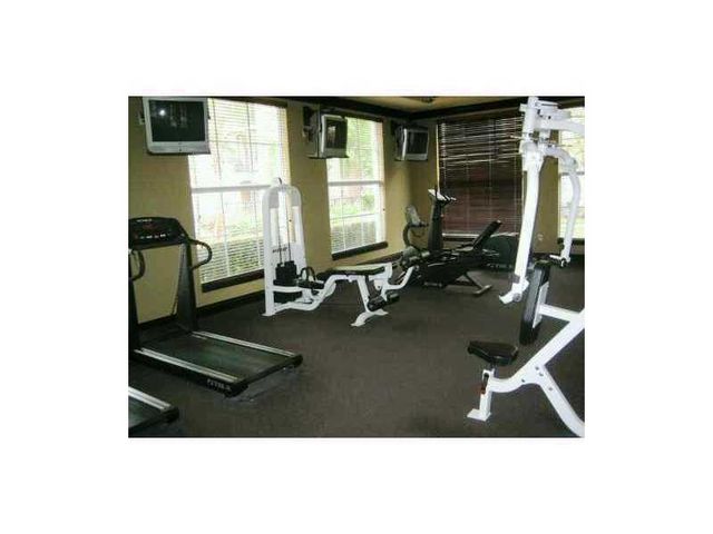 7980 N Nob Hill Road 205, Tamarac, FL 33321