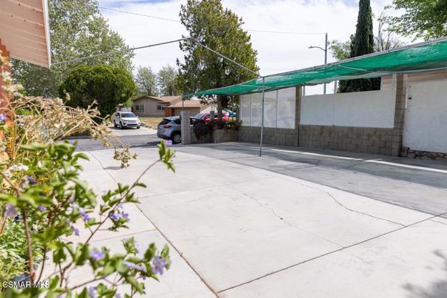 38251 Lisman Avenue, Palmdale, CA 93550