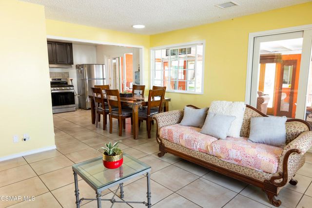 38251 Lisman Avenue, Palmdale, CA 93550