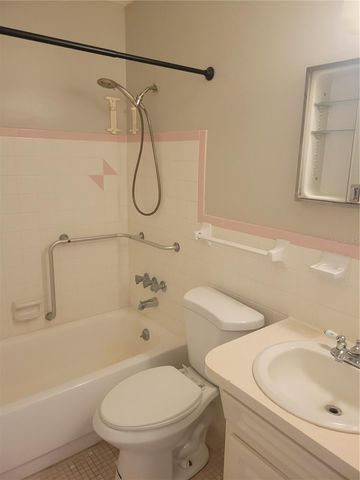 2464 AUSTRALIA WAY E 24, Clearwater, FL 33763