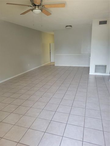 2464 AUSTRALIA WAY E 24, Clearwater, FL 33763