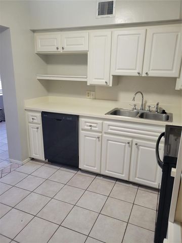 2464 AUSTRALIA WAY E 24, Clearwater, FL 33763