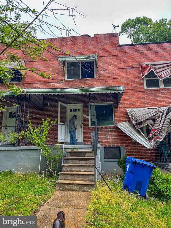 3428 HILLDALE PL, Baltimore, MD 21215