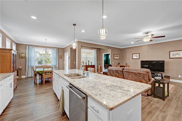 5140 Golden Oak Cove, Gainesville, GA 30504