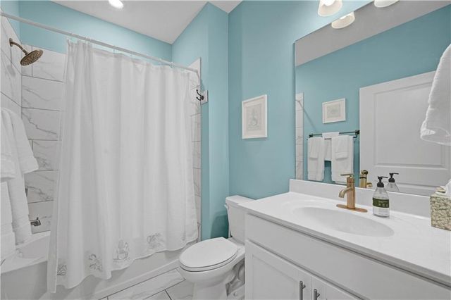 5140 Golden Oak Cove, Gainesville, GA 30504