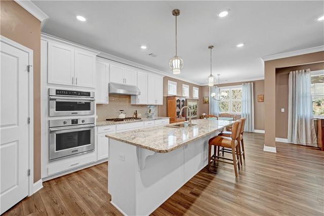 5140 Golden Oak Cove, Gainesville, GA 30504