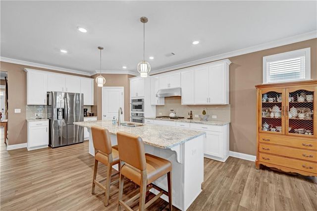 5140 Golden Oak Cove, Gainesville, GA 30504