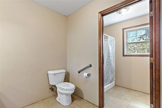 11090 Texas Highway 24 S, Paris, TX 75462