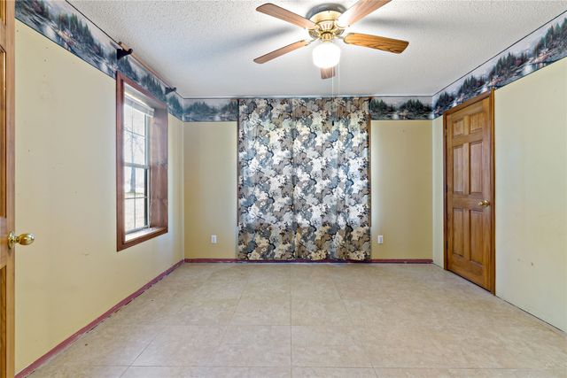 11090 Texas Highway 24 S, Paris, TX 75462