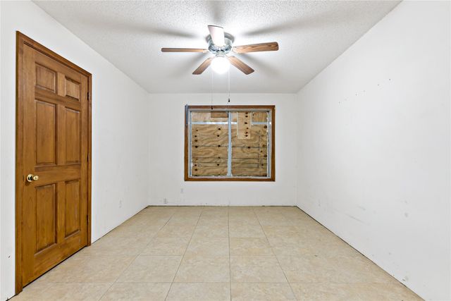 11090 Texas Highway 24 S, Paris, TX 75462