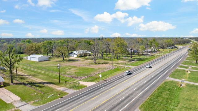11090 Texas Highway 24 S, Paris, TX 75462