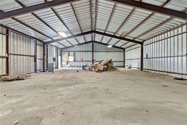 11090 Texas Highway 24 S, Paris, TX 75462