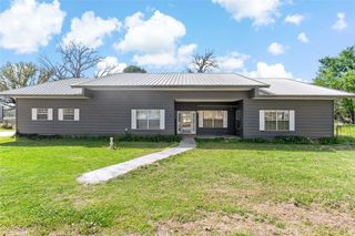 11090 Texas Highway 19/24 South, Paris, TX 75462