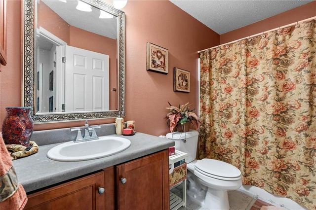 5179 Mossberg Drive E, Theodore, AL 36582