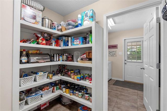 5179 Mossberg Drive E, Theodore, AL 36582