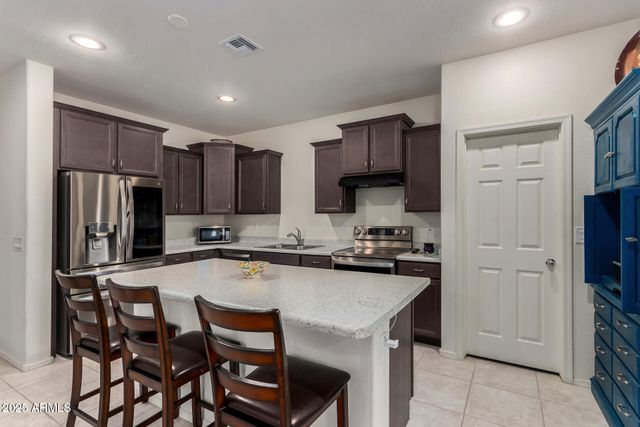 17946 W VIA DEL SOL --, Surprise, AZ 85387