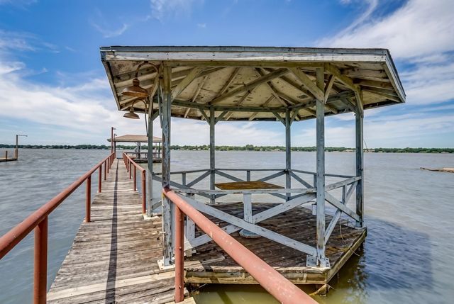 6517 Peden Road, Fort Worth, TX 76179