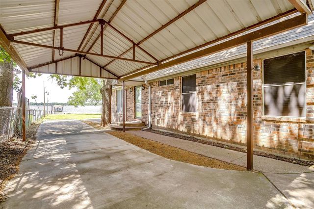 6517 Peden Road, Fort Worth, TX 76179