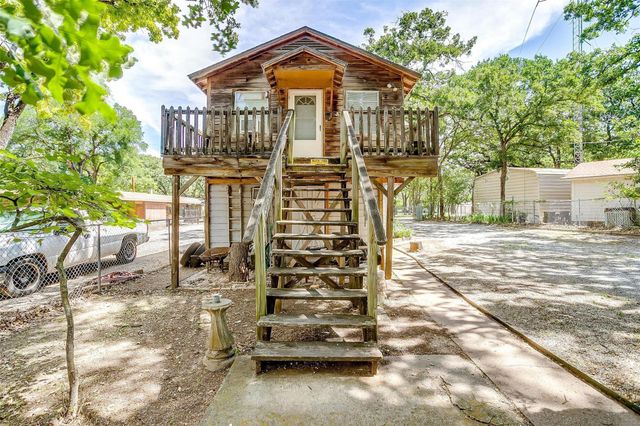 6517 Peden Road, Fort Worth, TX 76179