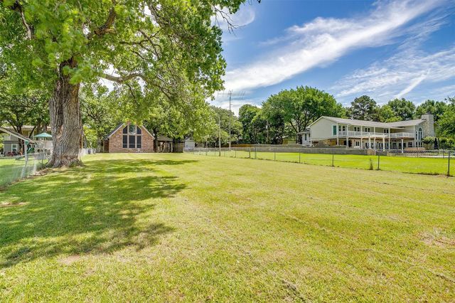 6517 Peden Road, Fort Worth, TX 76179