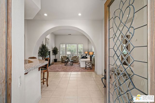 34 Oakmont Drive, Rancho Mirage, CA 92270