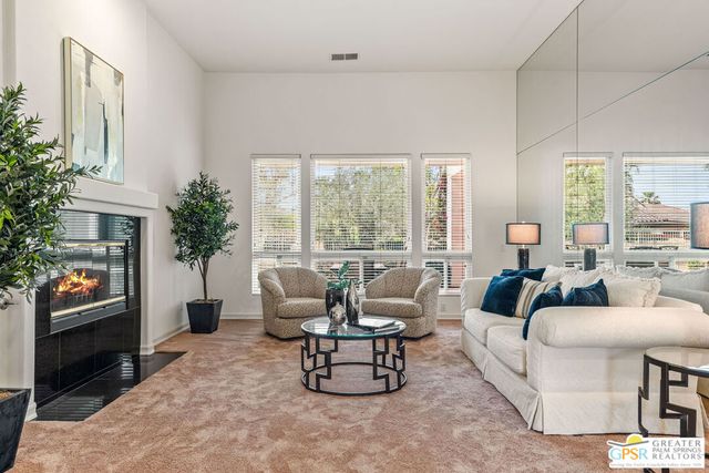 34 Oakmont Drive, Rancho Mirage, CA 92270