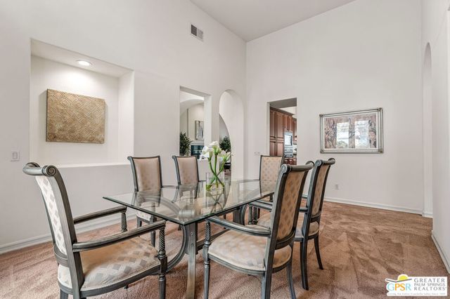 34 Oakmont Drive, Rancho Mirage, CA 92270