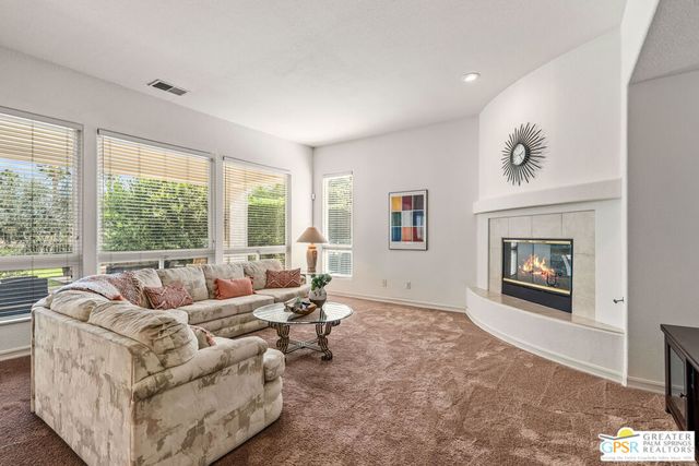 34 Oakmont Drive, Rancho Mirage, CA 92270