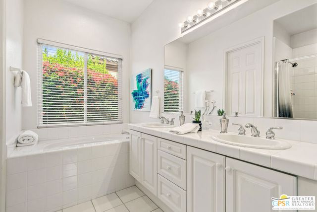 34 Oakmont Drive, Rancho Mirage, CA 92270