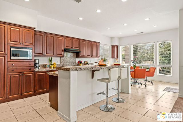 34 Oakmont Drive, Rancho Mirage, CA 92270