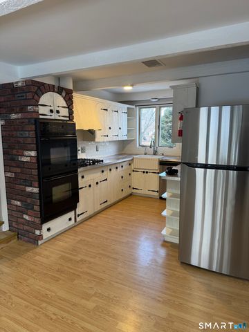 9 Blaine Street, Danbury, CT 06810