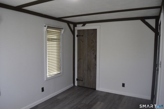 9 Blaine Street, Danbury, CT 06810