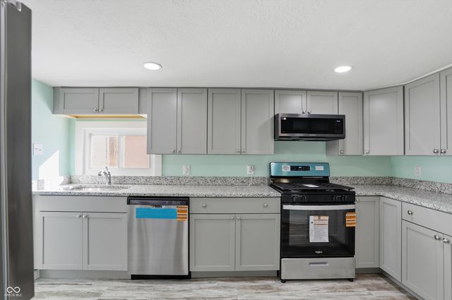 104 S Broad Street, Mooreland, IN 47360