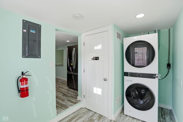 104 S Broad Street, Mooreland, IN 47360