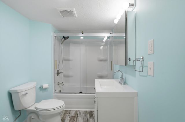 104 S Broad Street, Mooreland, IN 47360