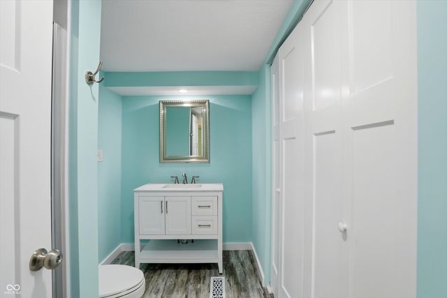 104 S Broad Street, Mooreland, IN 47360