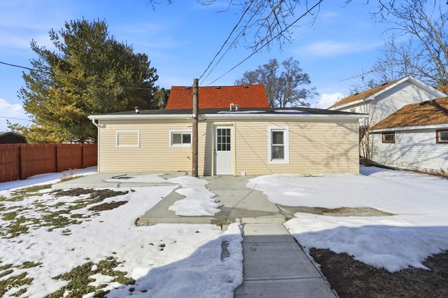 104 S Broad Street, Mooreland, IN 47360