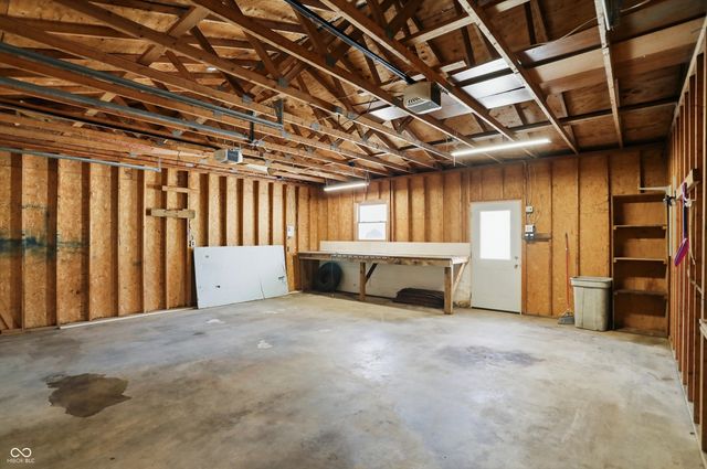 104 S Broad Street, Mooreland, IN 47360