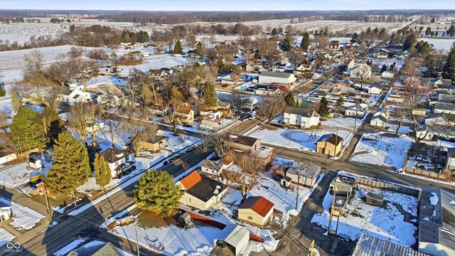 104 S Broad Street, Mooreland, IN 47360