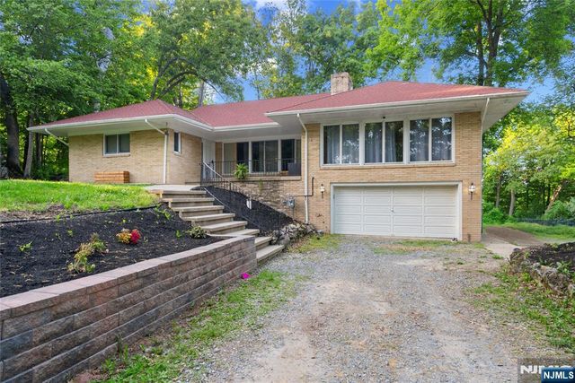 20 Bunn Road, Hamburg, NJ 07419