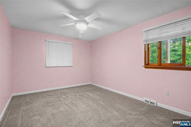 20 Bunn Road, Hamburg, NJ 07419