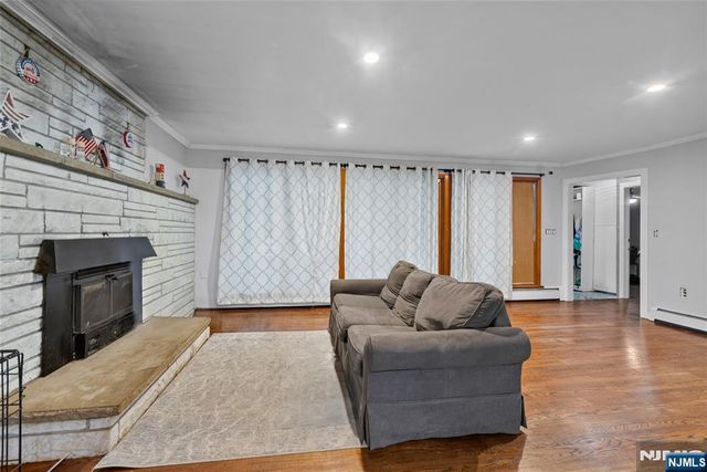 20 Bunn Road, Hamburg, NJ 07419