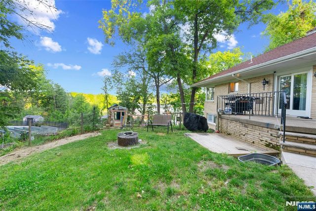 20 Bunn Road, Hamburg, NJ 07419