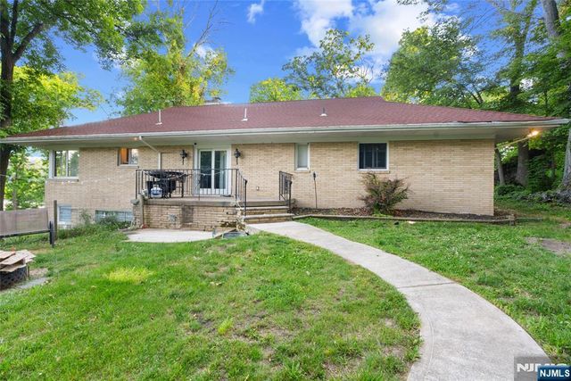 20 Bunn Road, Hamburg, NJ 07419