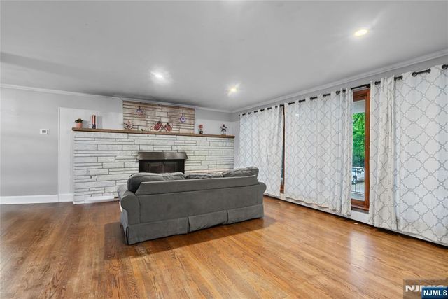 20 Bunn Road, Hamburg, NJ 07419