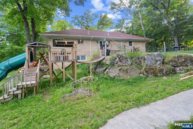 20 Bunn Road, Hamburg, NJ 07419